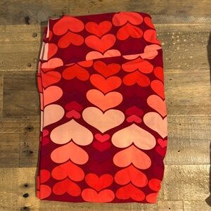 Lularoe - Bundle of 5 Tall and Curvy Valentine’s Leggings